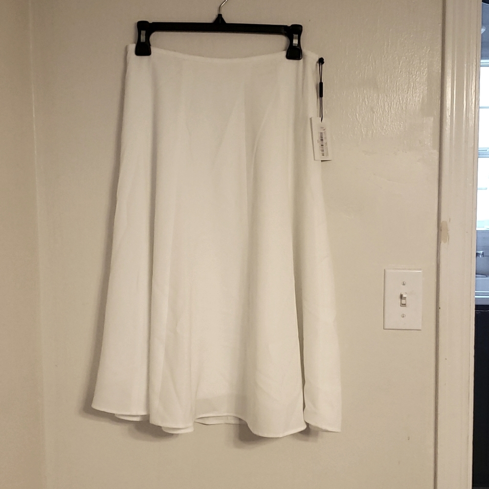 NWT Calvin Klein White Skirt